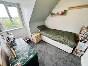 Bedroom- click for photo gallery